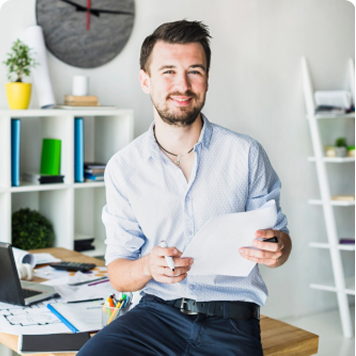Luca Bianchi - Investment Expert